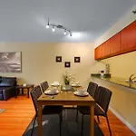 Relax & Live The Miami Exp In Our Comfy Condo