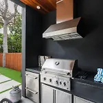 Modern Build Heated Pool Huge Open Concept