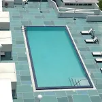 Real Living Hotel Residence
