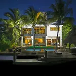 Villa Riza