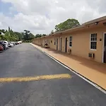 Budget Inn