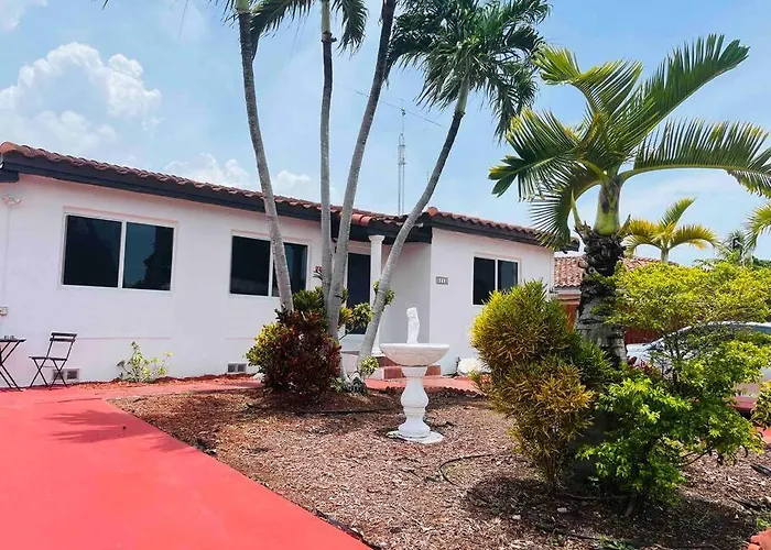 Ana House In Miami
