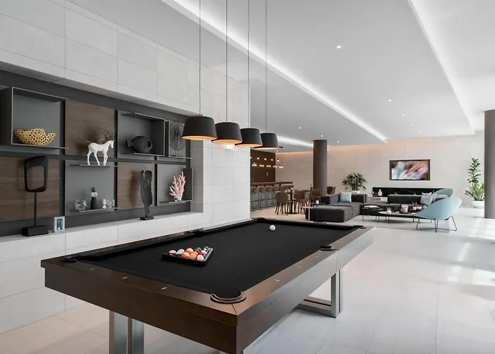 3900-504Mq Design District, Condo 1 Bedroom & 1 Bathroom