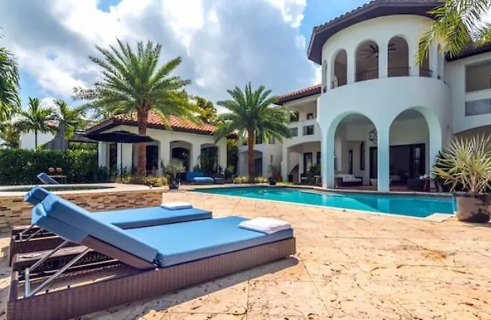 Villa Calabassa