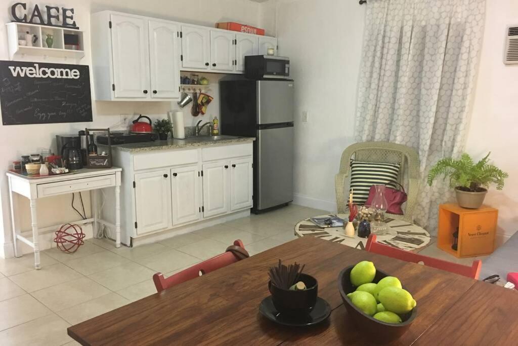 1 Bedroom Near Coconut Grove Miami