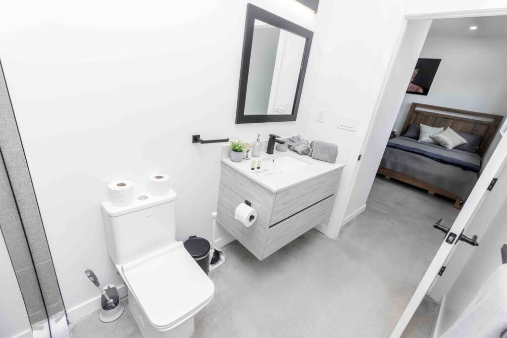 Appartement Huge 4 Bedroom Townhouse W/ Private Rooftop & Bbq *