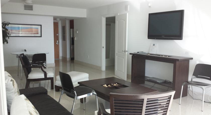 Executive Corporate At The Club At Brickell Bay Apartment