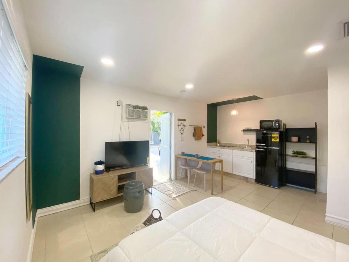 Gasthuis Private W/ Full Backyard, Bbq, 5min From Mia Miami