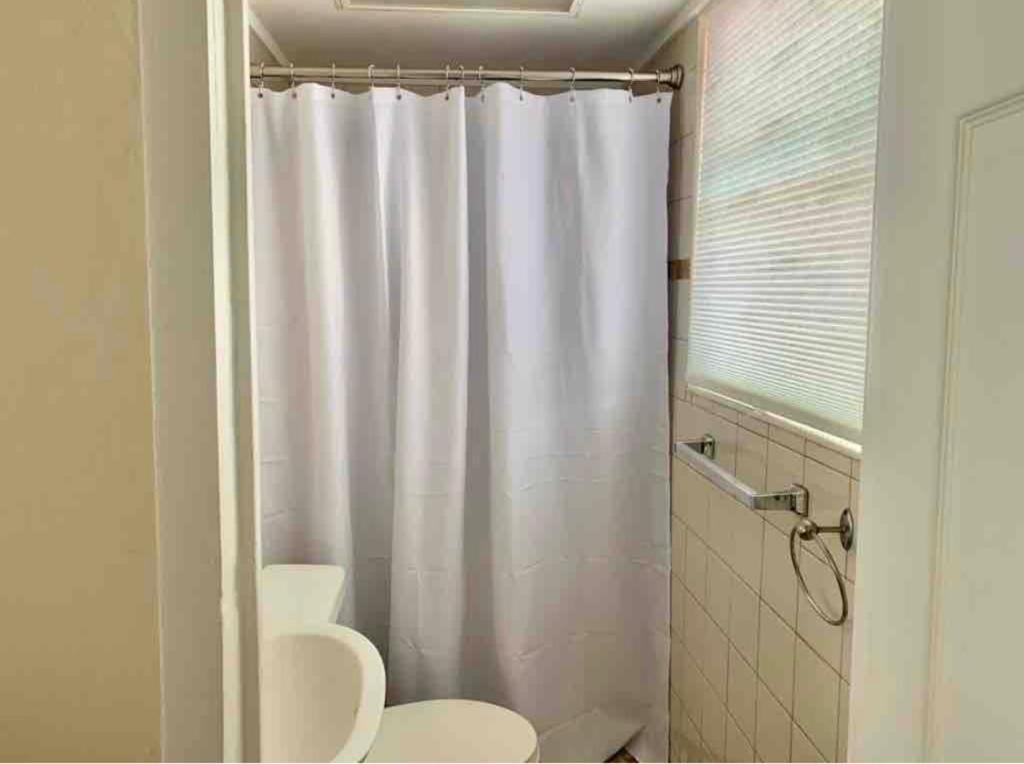 Private Near Airport - Free Parking - 01 Homestay