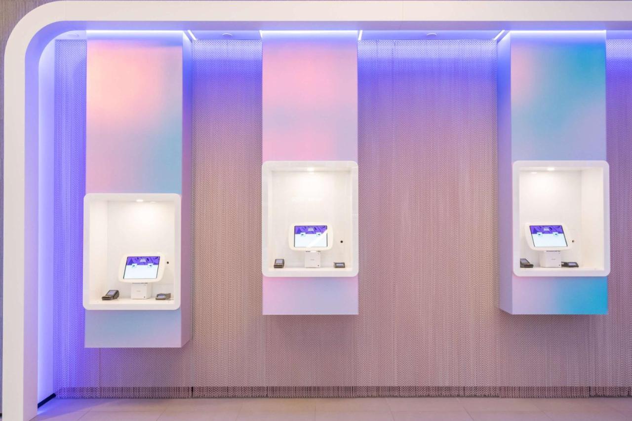 Yotel 4*