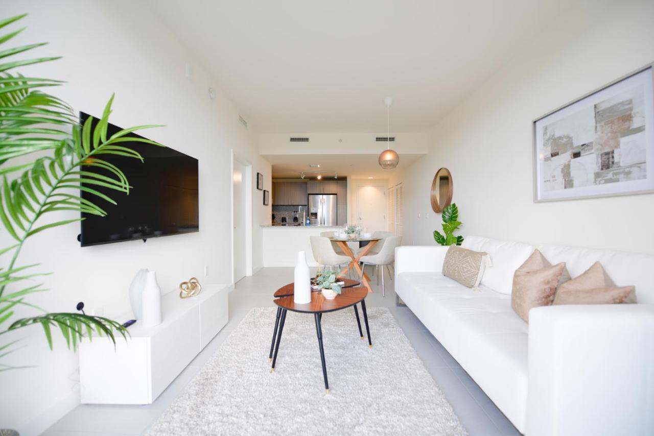 Appartement Cozy 1- 1 Bedroom Steps From Downtown Doral Park