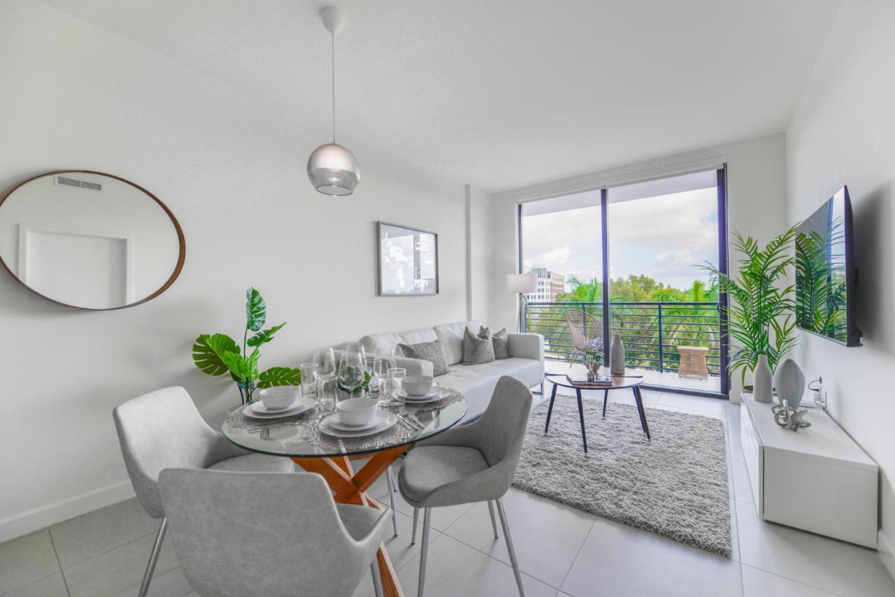Appartement Cozy 1- 1 Bedroom Steps From Downtown Doral Park