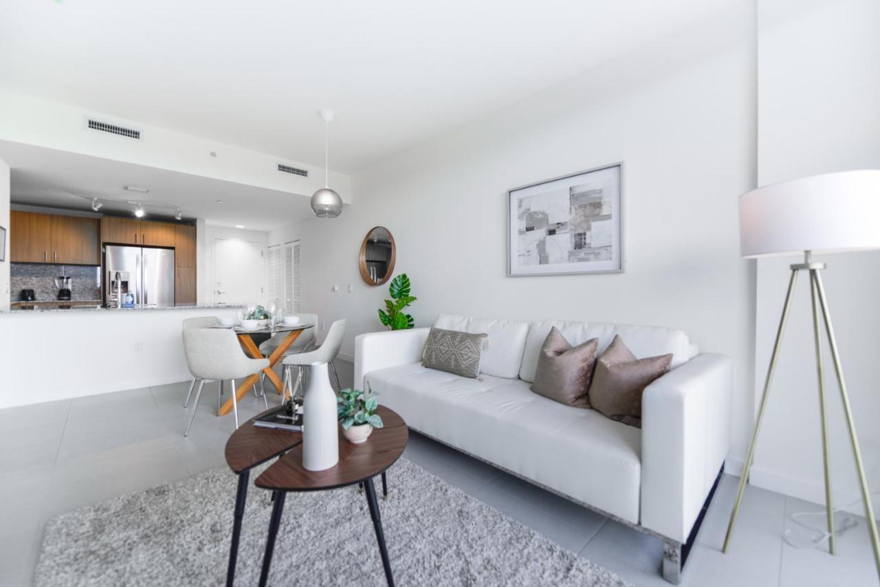 Cozy 1- 1 Bedroom Steps From Downtown Doral Park Appartement *