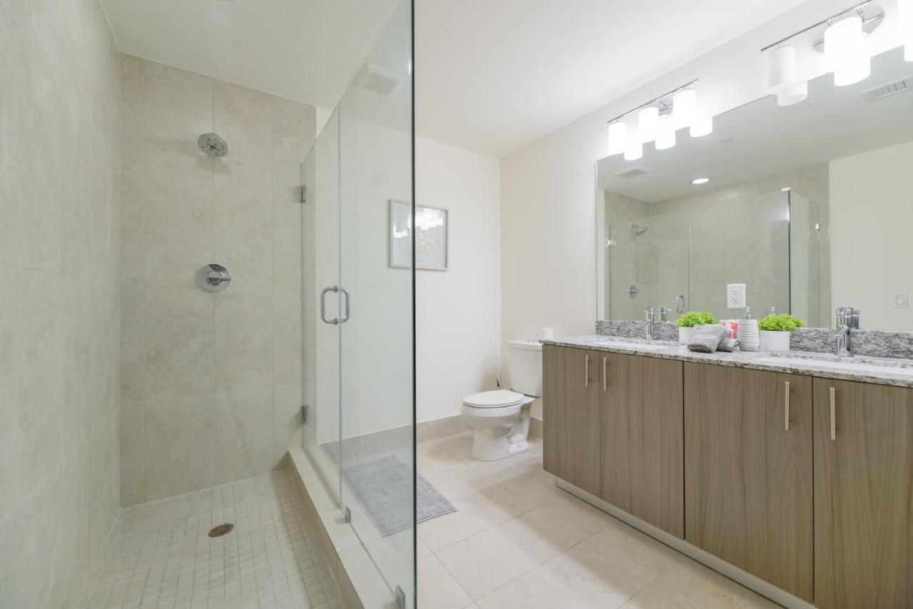 Appartement Cozy 1- 1 Bedroom Steps From Downtown Doral Park *