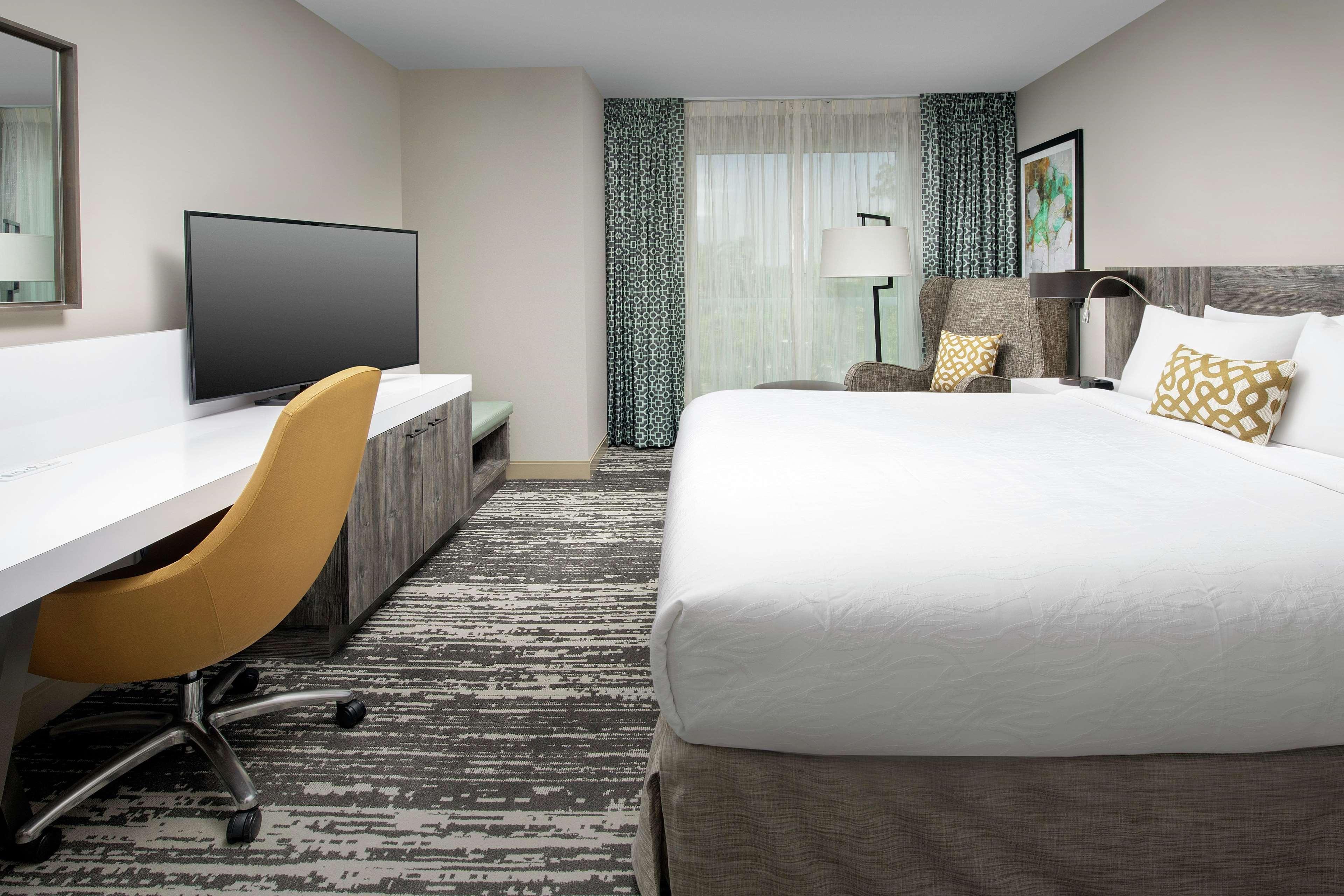 Hilton Garden Brickell South 3*