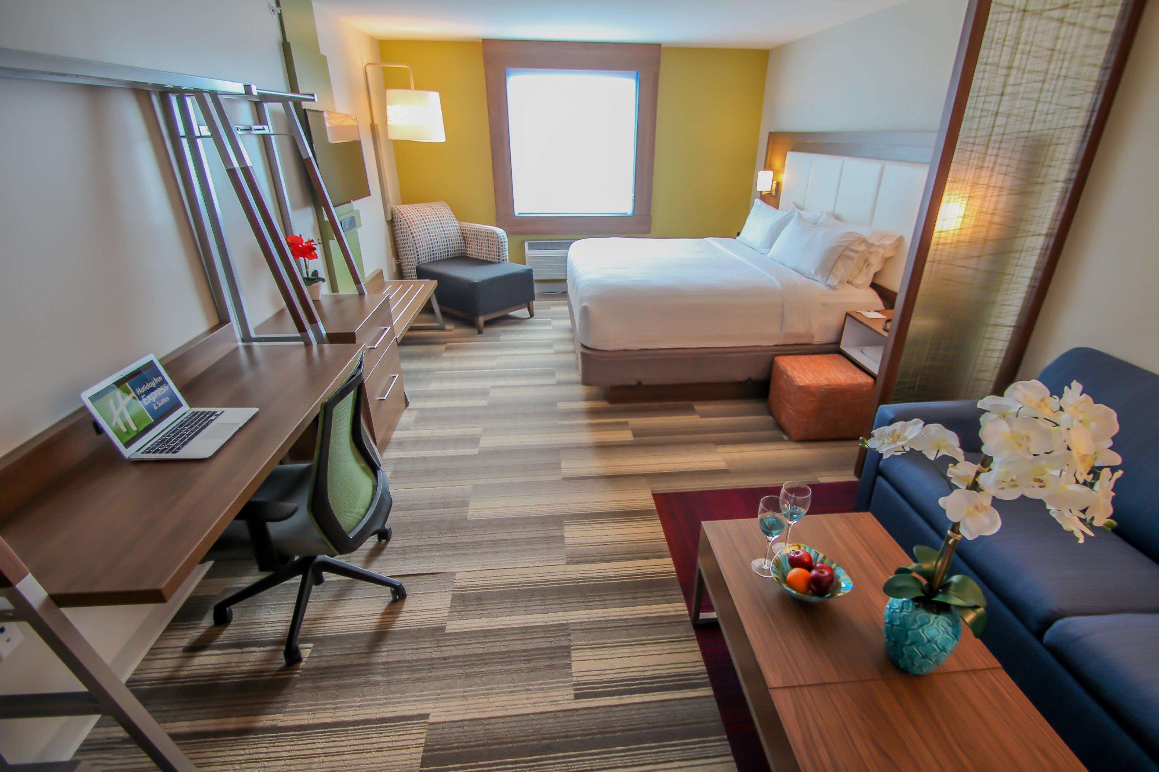 Express & Airport East By Ihg Hotel