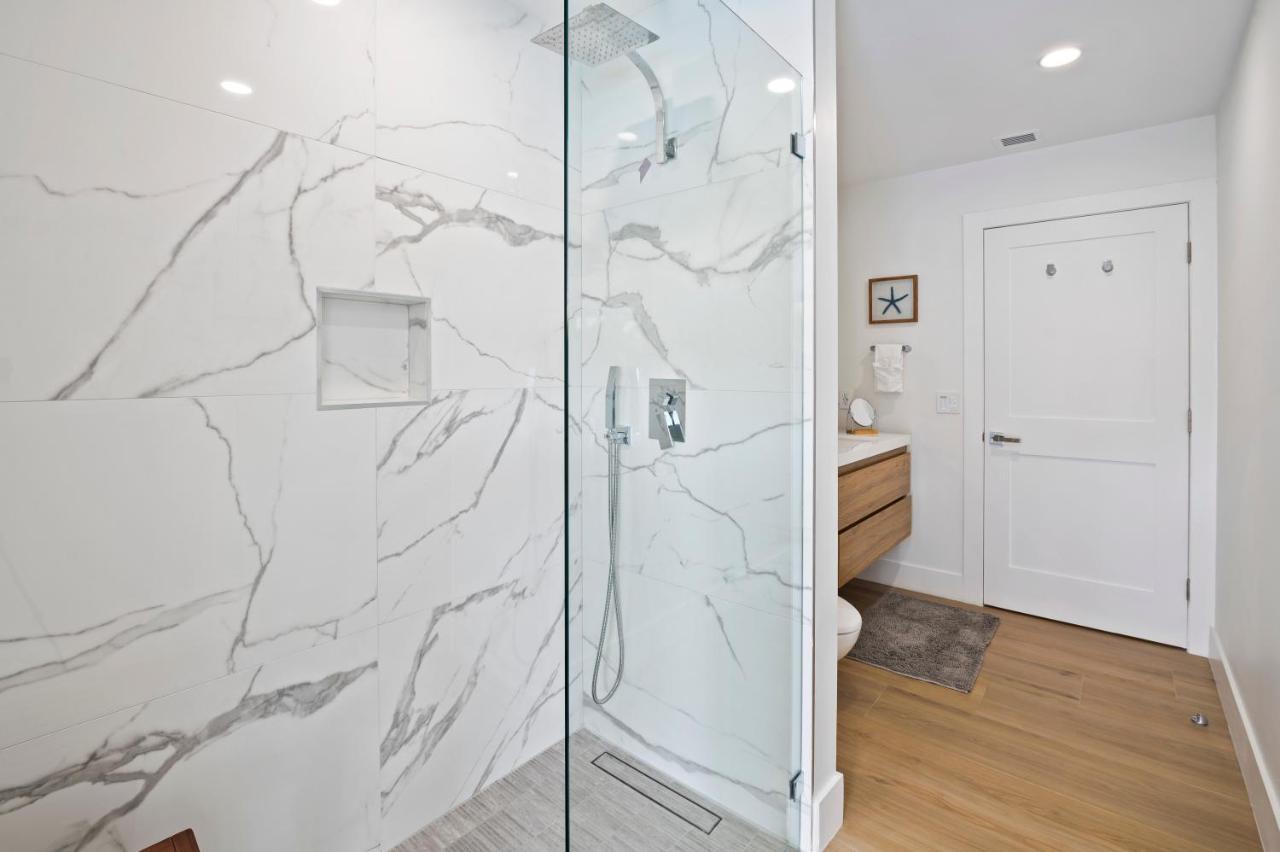 Paradise Miami, Luxury Gem With Heated Pool, Game Room, Fire Pit, 3 Bed 2 Bath Villa