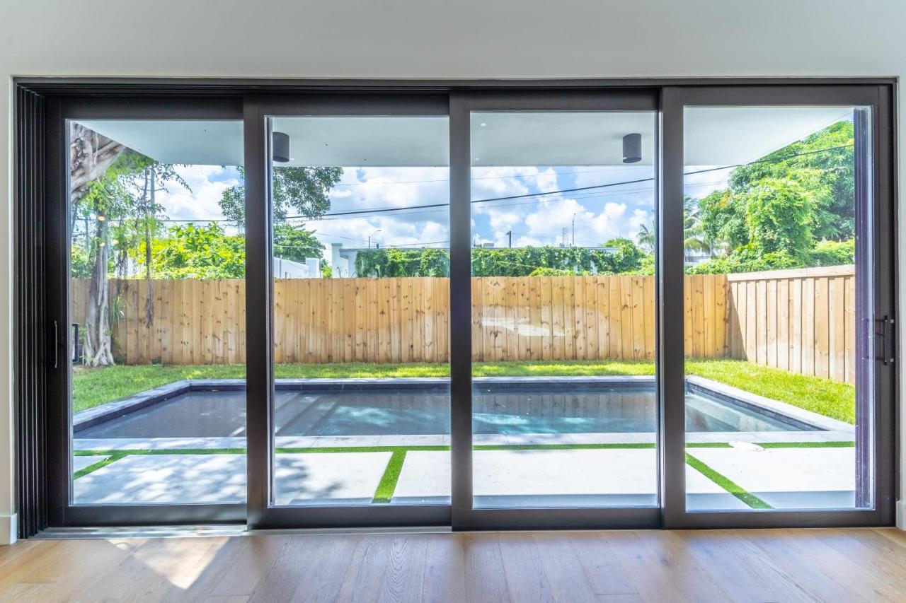 Lux With Pool, Wynwood House By Rovetravel Holiday home