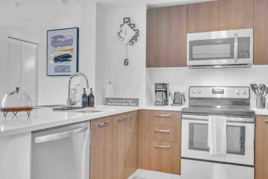 Apartment Spacious 2 Beds With Ocean View *