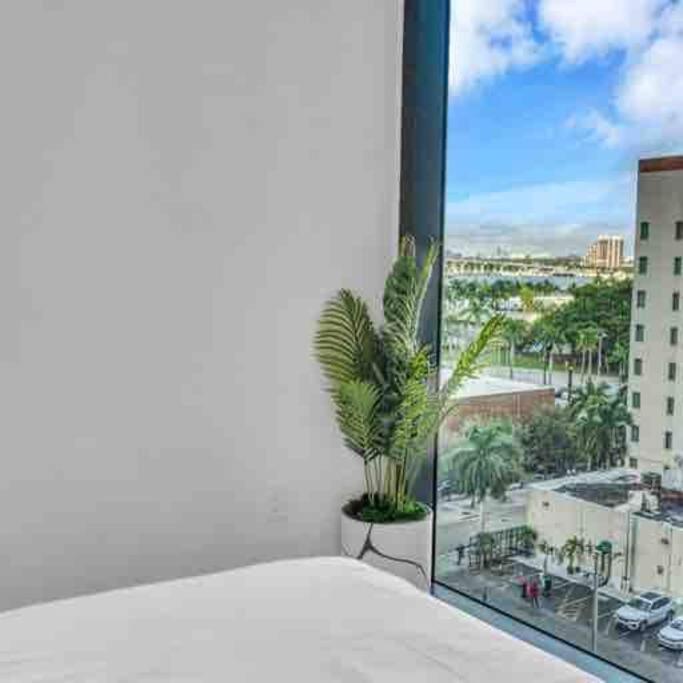 Spacious 2 Beds With Ocean View Apartment