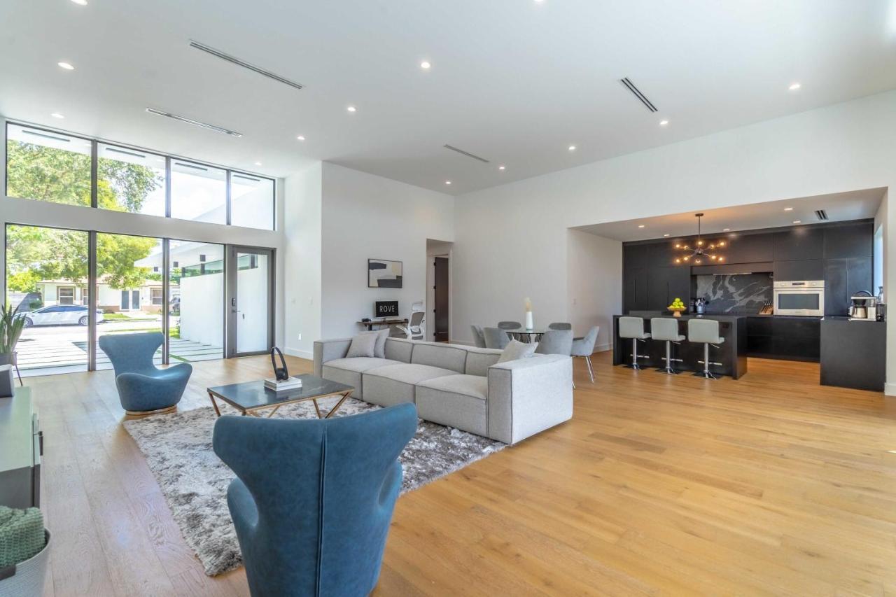 Holiday home Lux With Pool, Wynwood House By Rovetravel