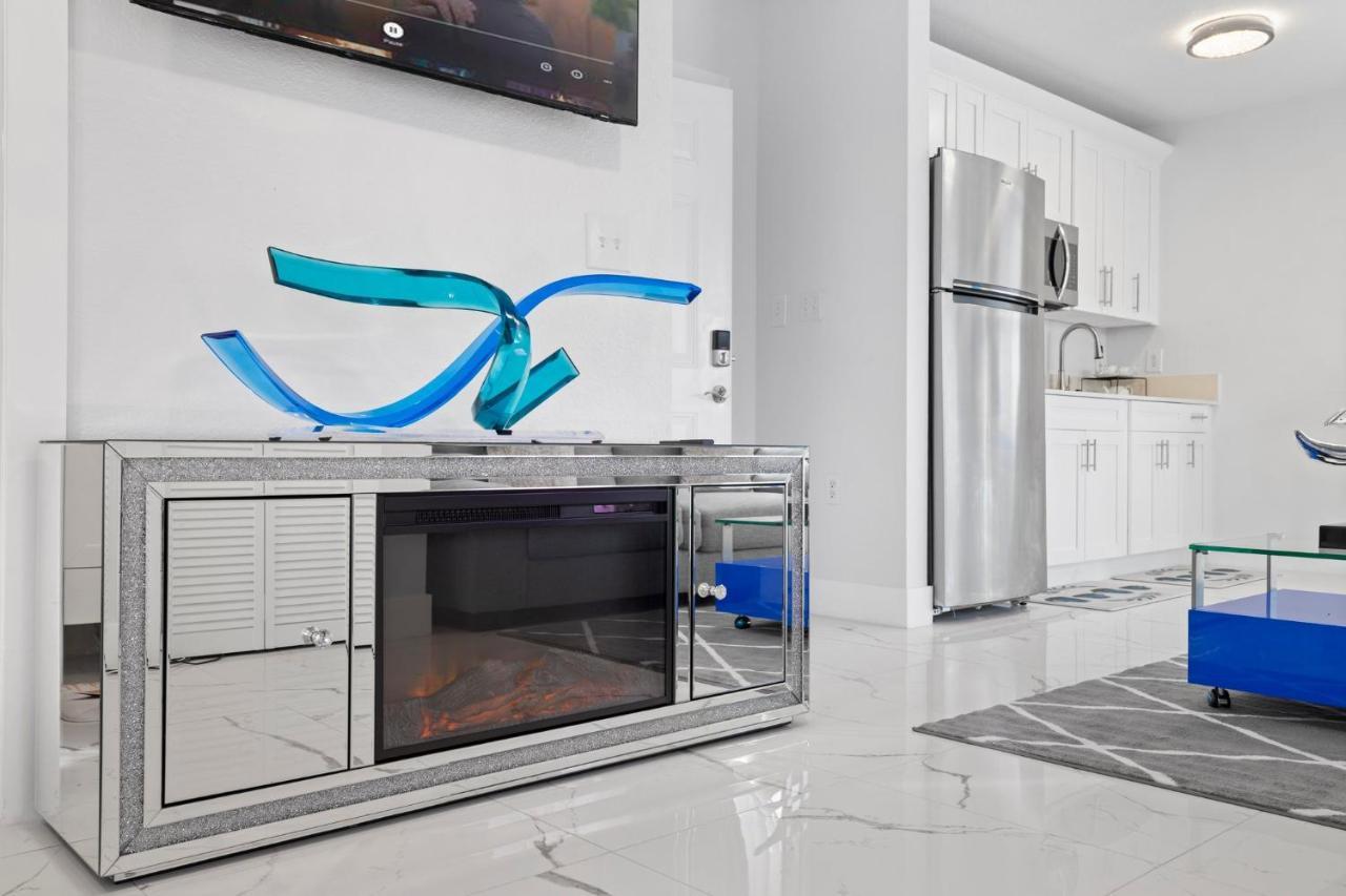 Beautiful In The Heart Of Apt 1 Apartment