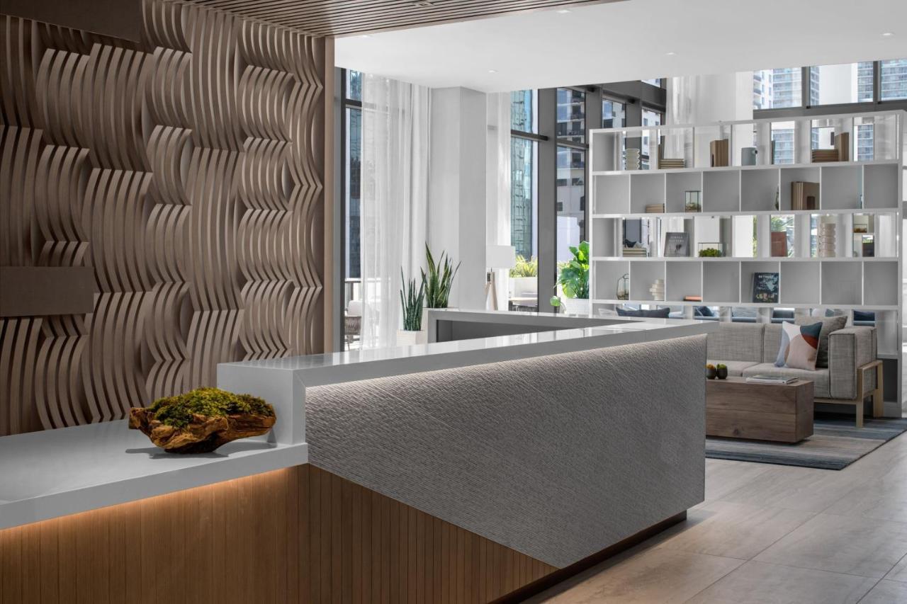 Element Brickell 3*