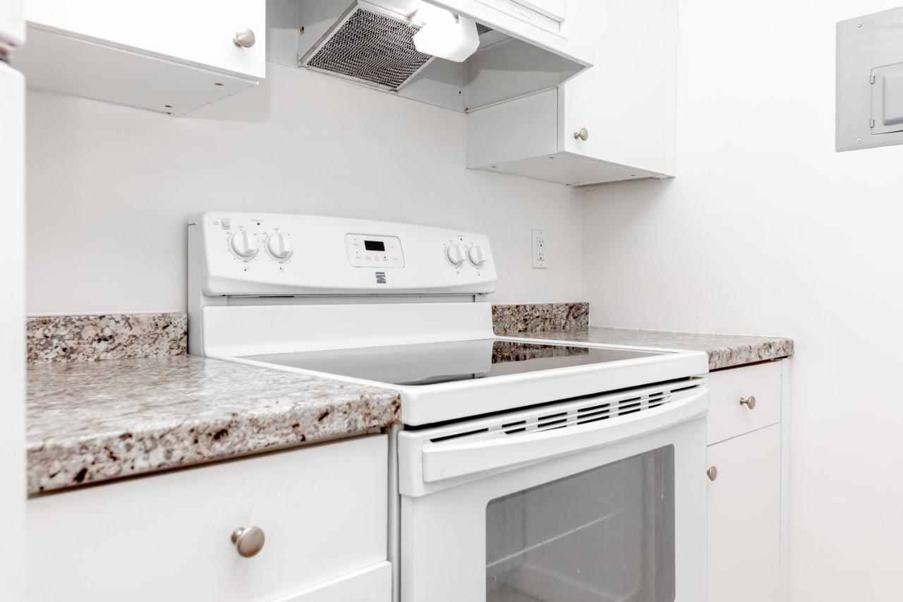 One Bedroom - With Parking & Balcony - Heart Of Wynwood Appartement
