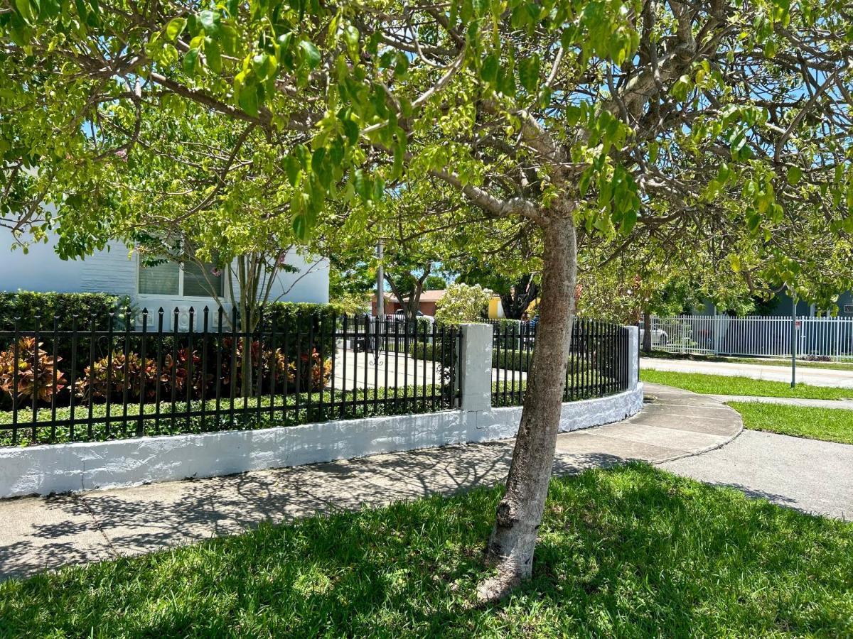 Ferienhaus Main House 3 Bed 2 Bath & 1 Bed 1 Bath Miami