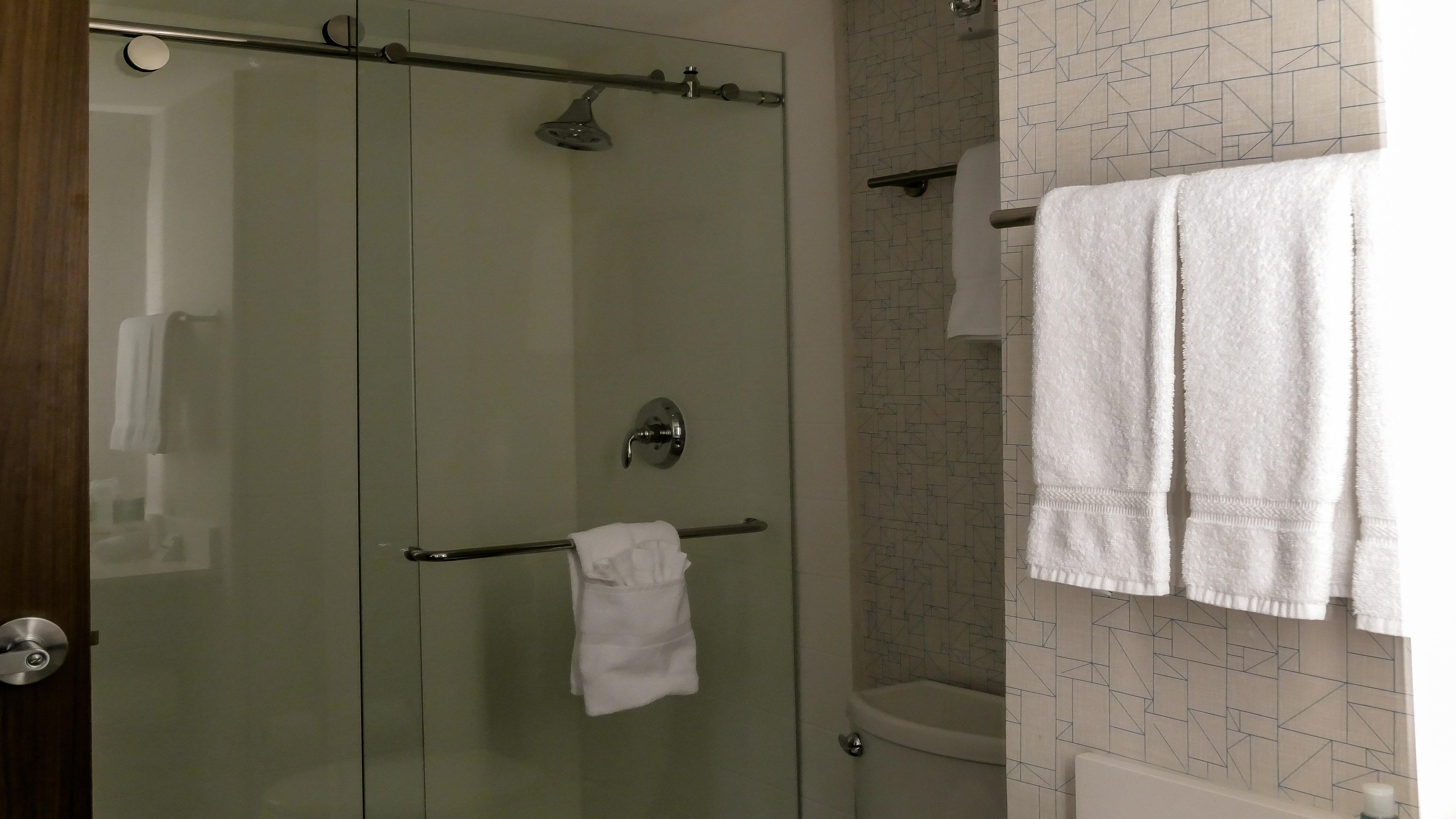 Hotel Express & Airport East By Ihg 3*