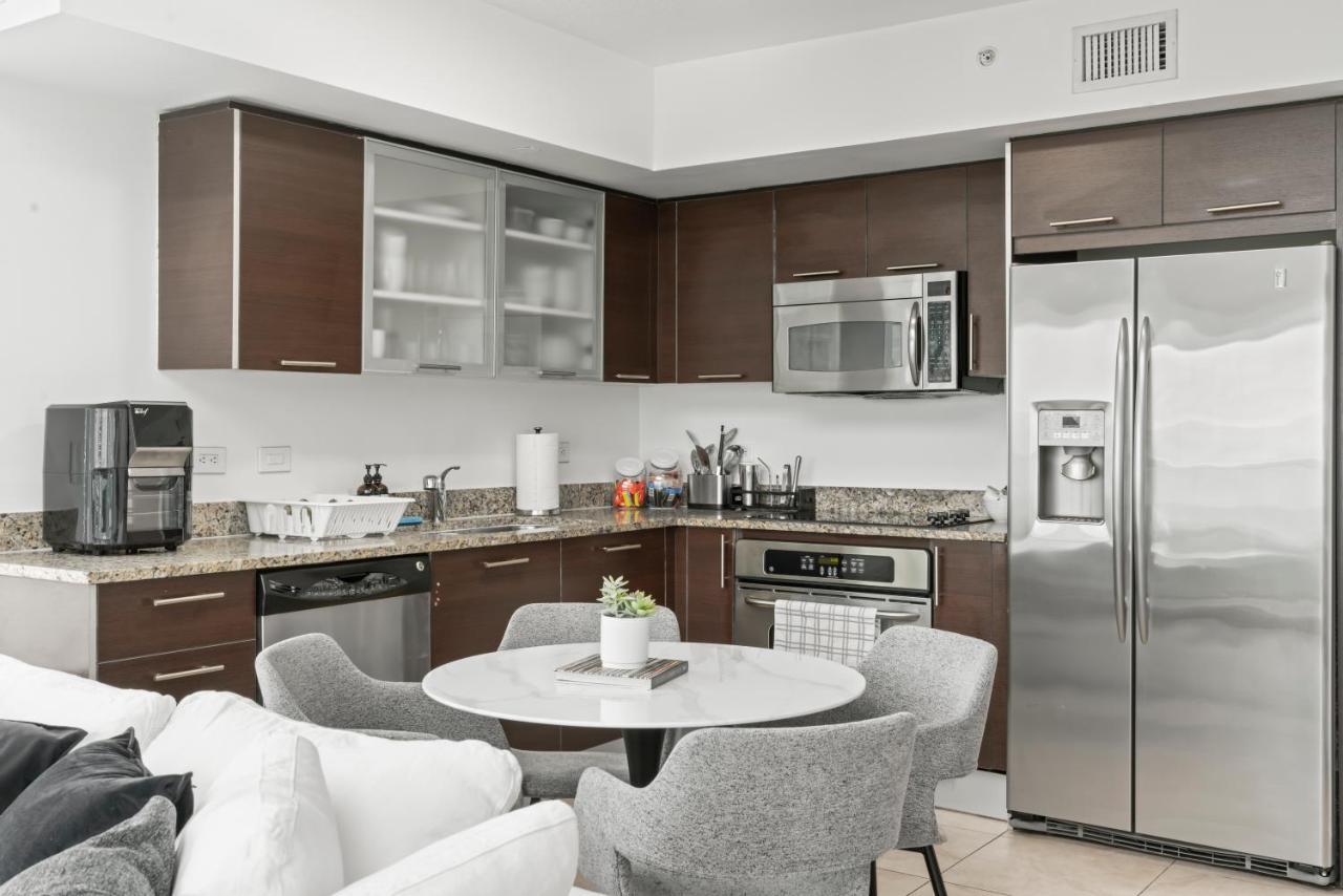 Skyline Serenity - Brickell On The River - Bi-level Loft With Breathtaking Views On The Ocean