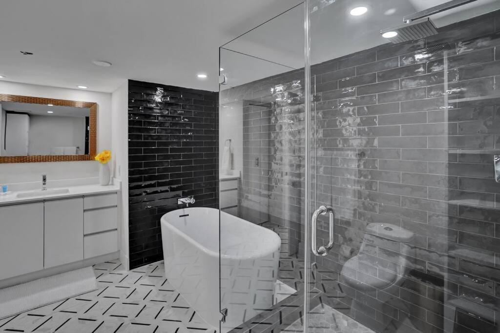 Apartment Golddust - Water And Views!
