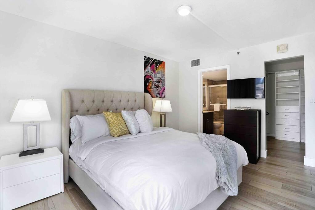 Aqua Marina! Water & Views! Apartment *