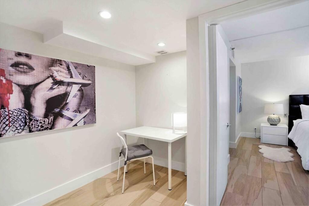 Apartment Aqua Marina! Water & Views! Miami