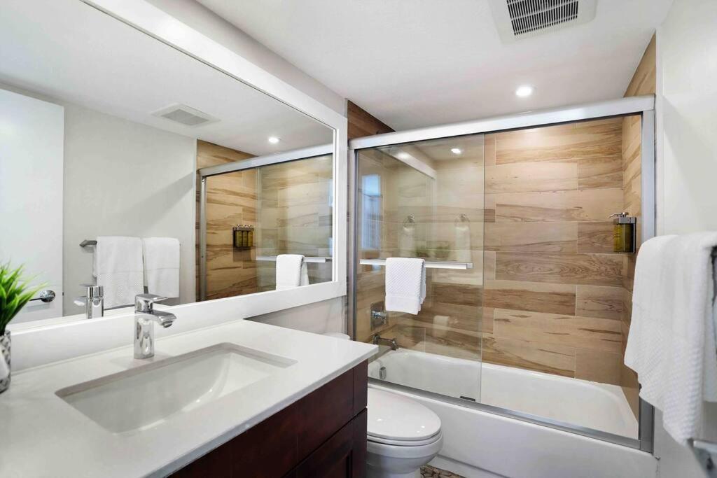 Aqua Marina! Water & Views! Apartment Miami