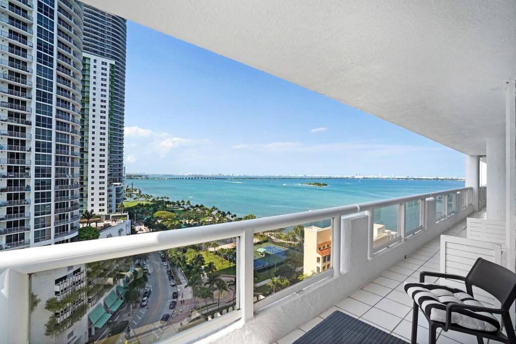 Unforgettable! Water & Park Views, 4 Bedrooms! Apartment Miami