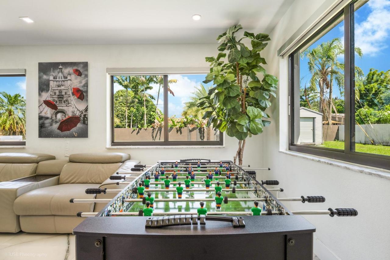 Ferienhaus The Palms/ Big Pool/ Foosball/ Pool Table *