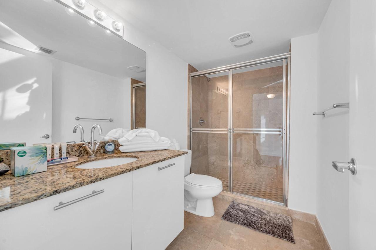 Iconic 2 Bedroom Loft Brickell-stunning Views *