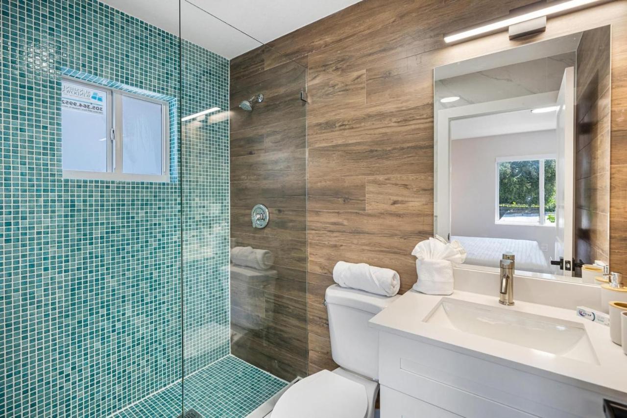 Apartment 4 Bedroom Retreat Bbq Marketplace Miami