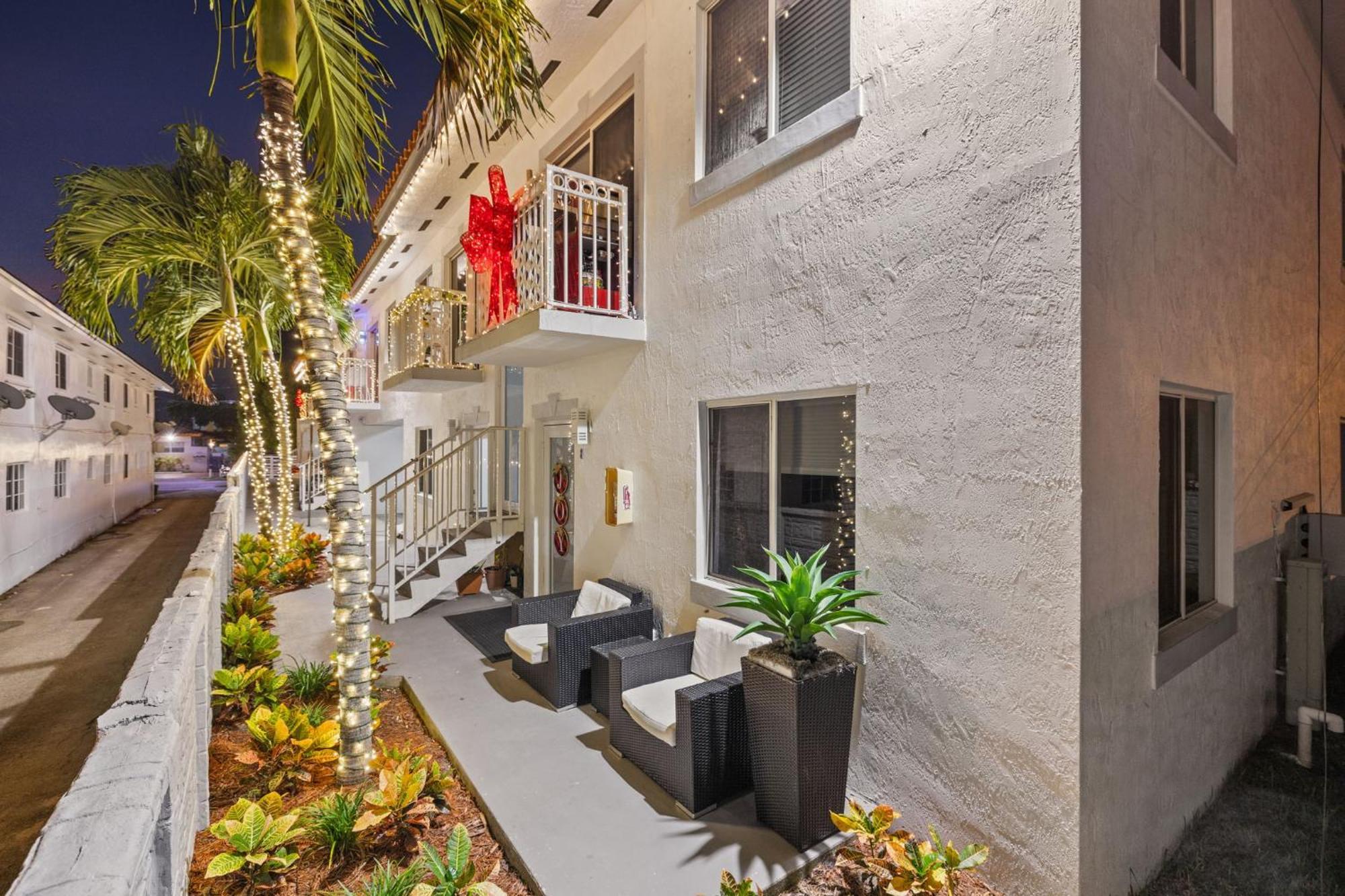 Beautiful In The Heart Of Apt 1 Apartment