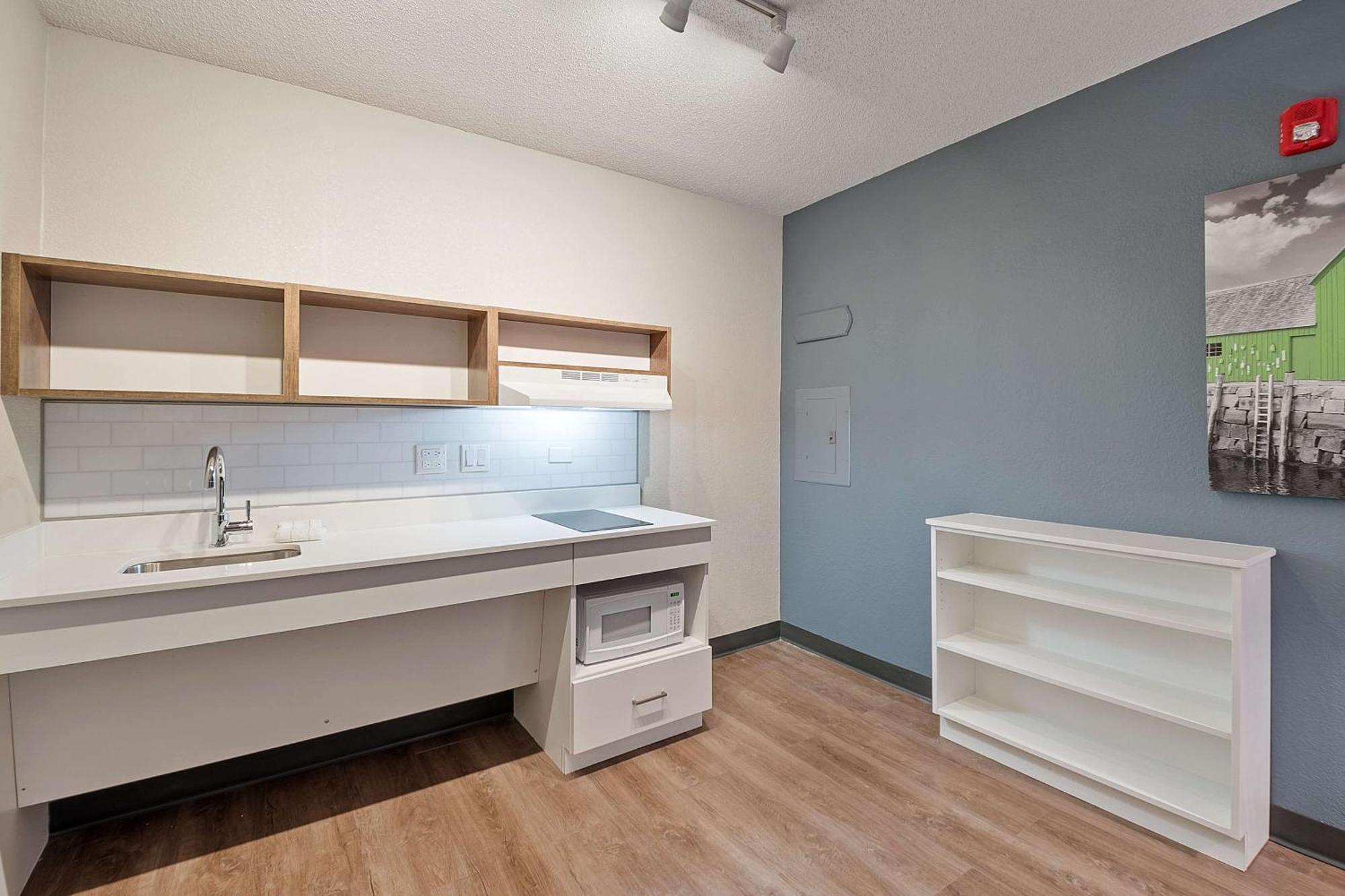 Hotel Extended America - - Airport - Blue Lagoon