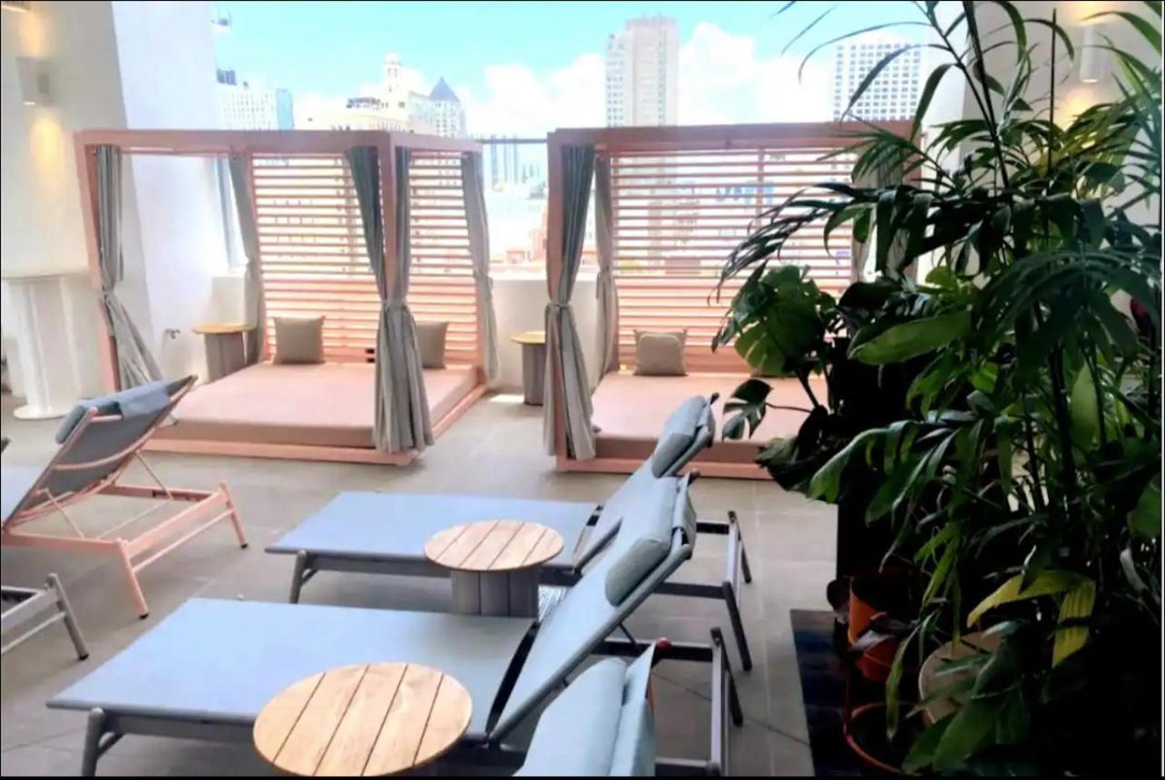Hotel Yotel