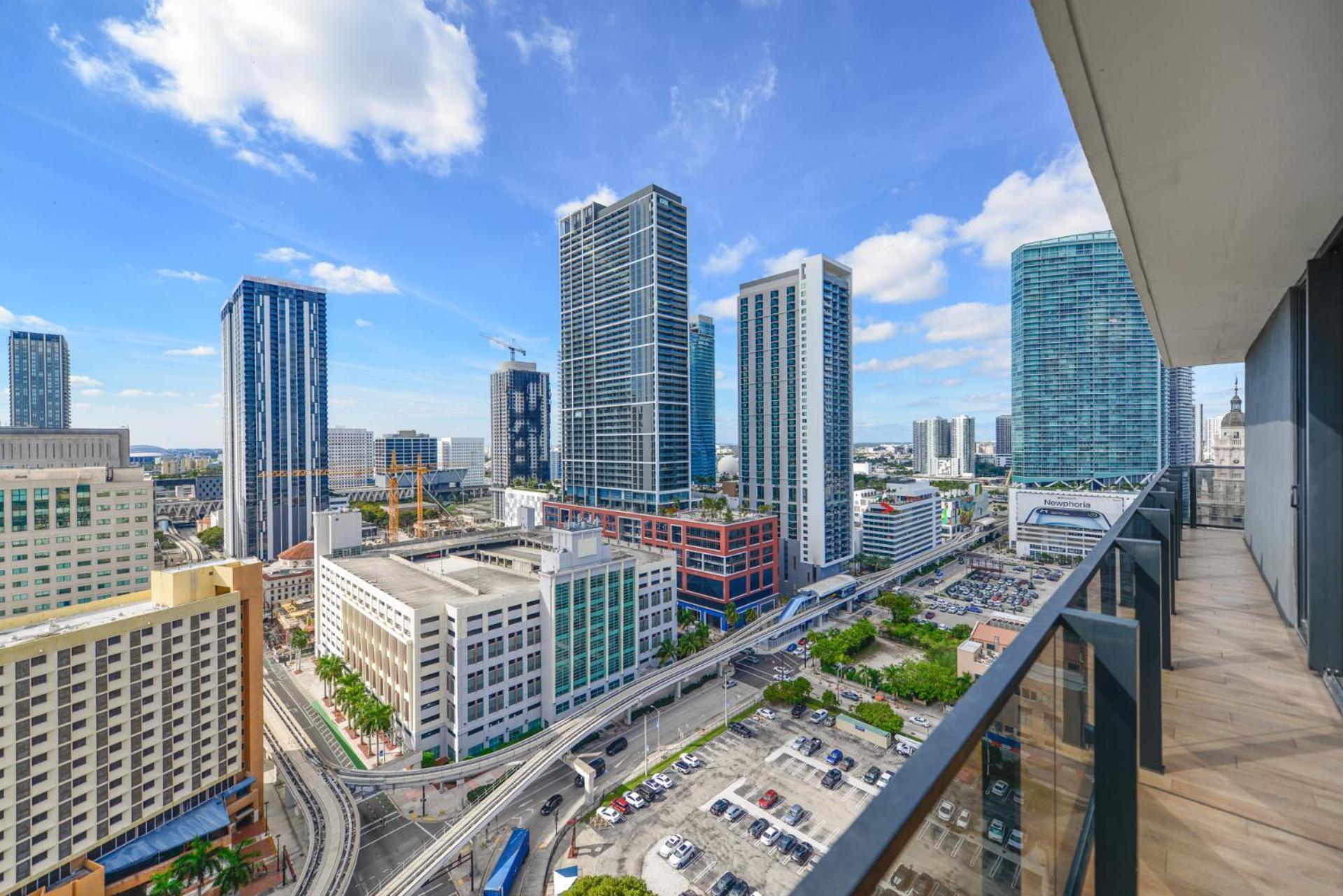 Luxury 3br Ocean Views At Bayside *