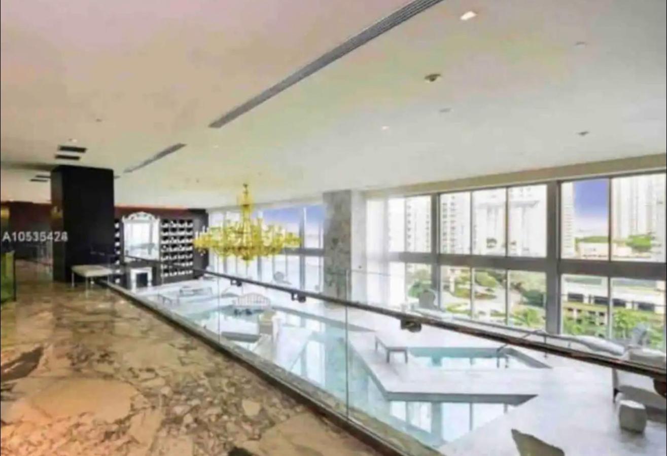 *w Icon Brickell- Luxury 2br Highrise Corner Condo** Aparthotel Miami