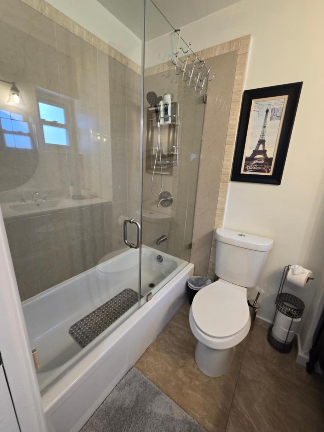 Appartement Luxurious & Spacious Townhouse In Prime Location *
