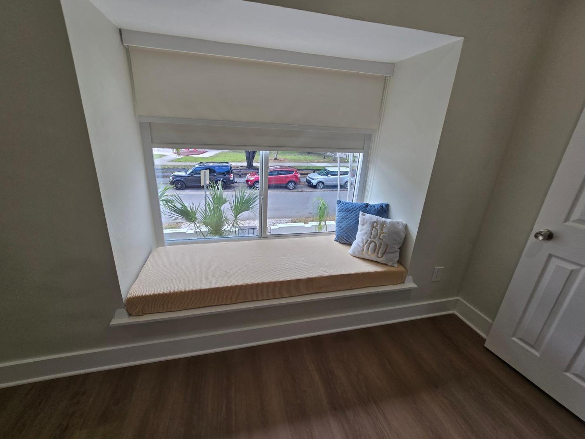 Appartement Luxurious & Spacious Townhouse In Prime Location