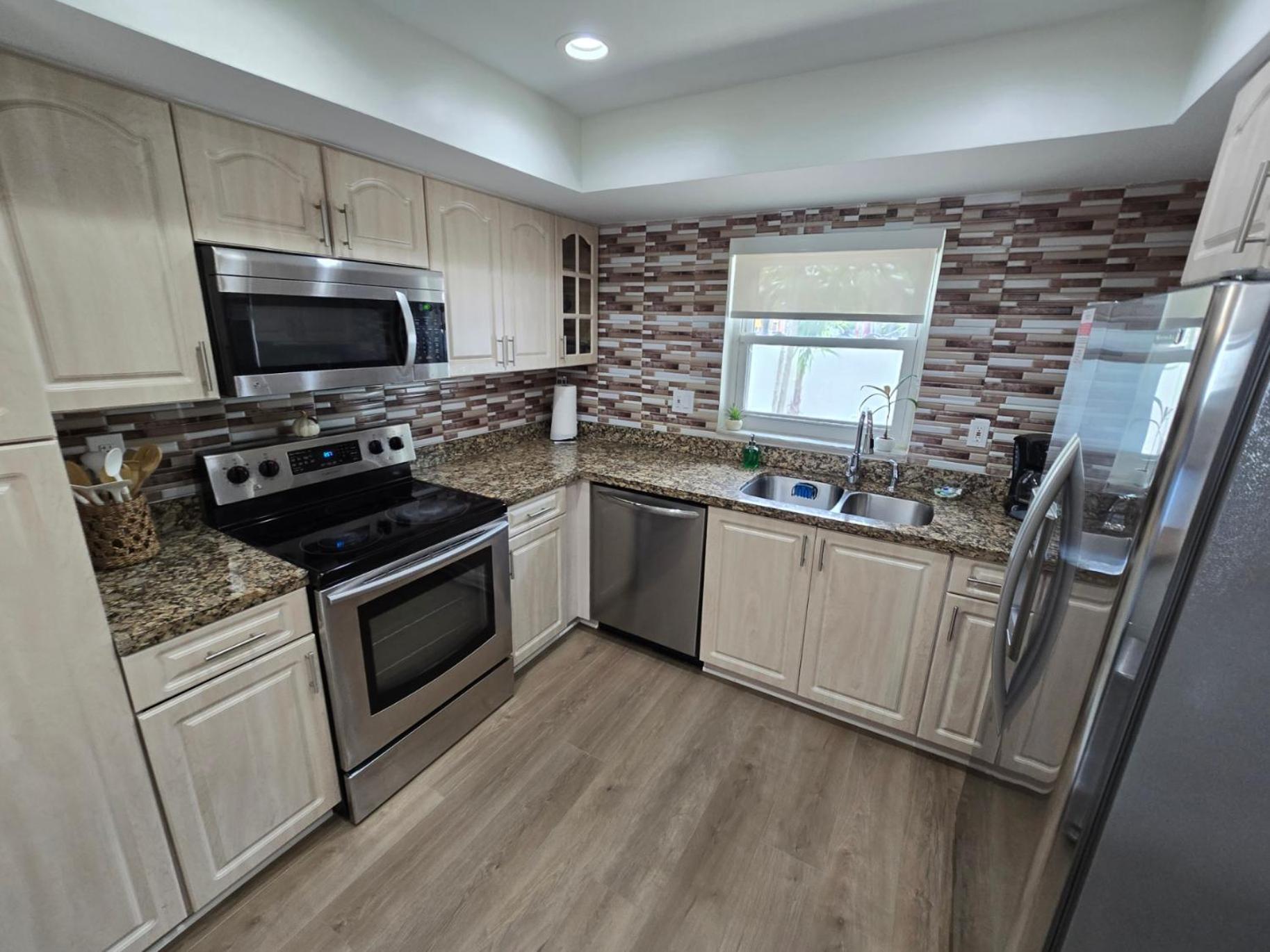 Appartement Luxurious & Spacious Townhouse In Prime Location