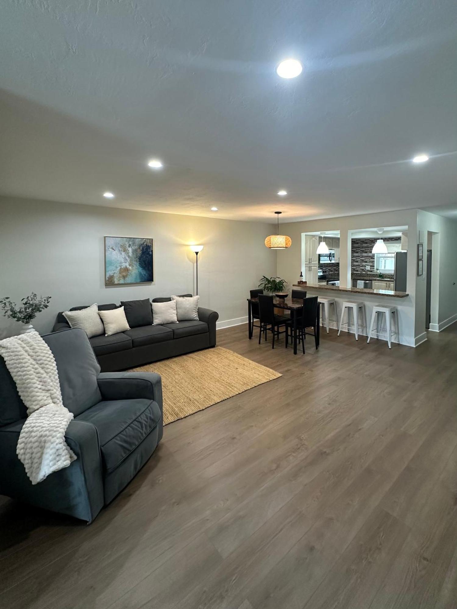 Luxurious & Spacious Townhouse In Prime Location Appartement