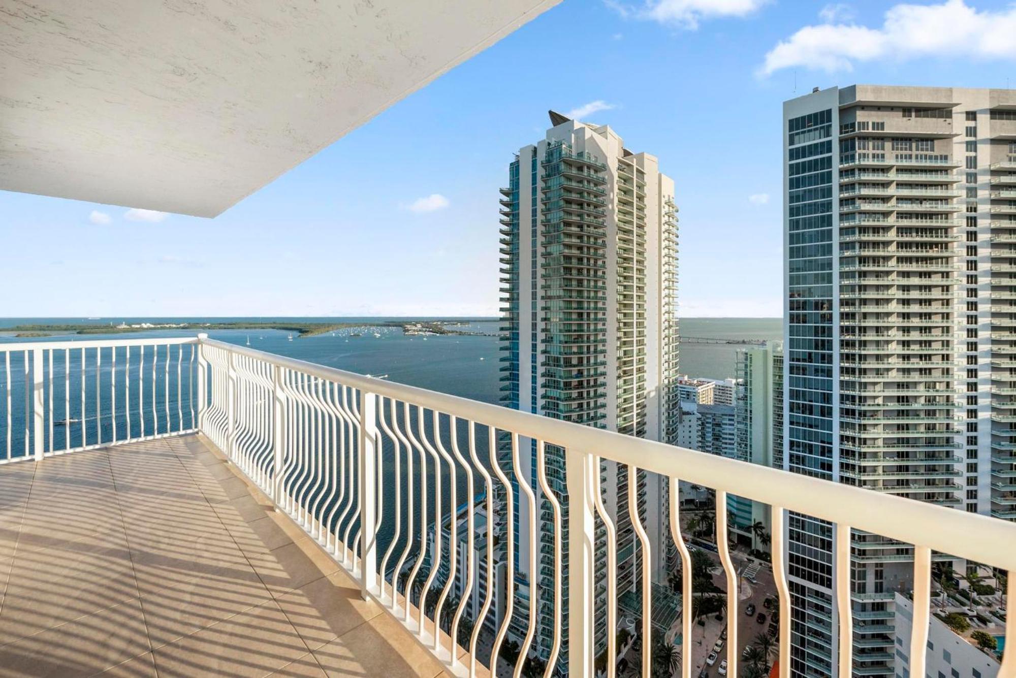 Holiday home Bnb Hyperion - Luxe 3b W City & Ocean Views Miami