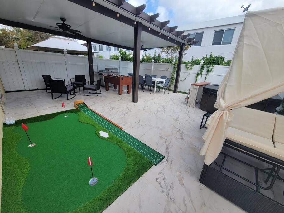 Boutique Style House, Mini Golf Bbq Hot-tub Ev-charger Foosball * Miami
